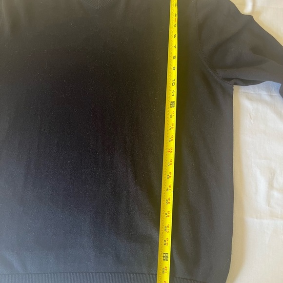 Classic Black V-Neck Pullover Sweater sku016 - Picture 6 of 7